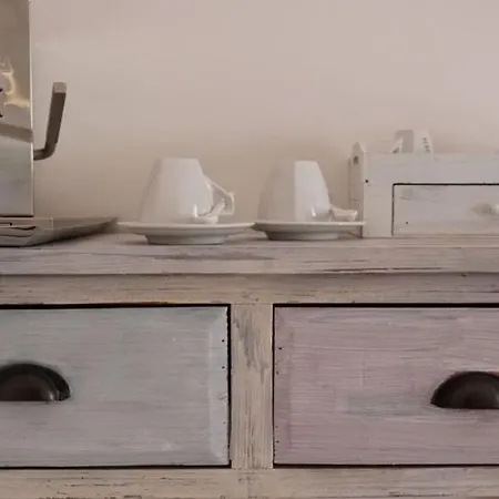 Le Miniature فندق مبيت وإفطار *